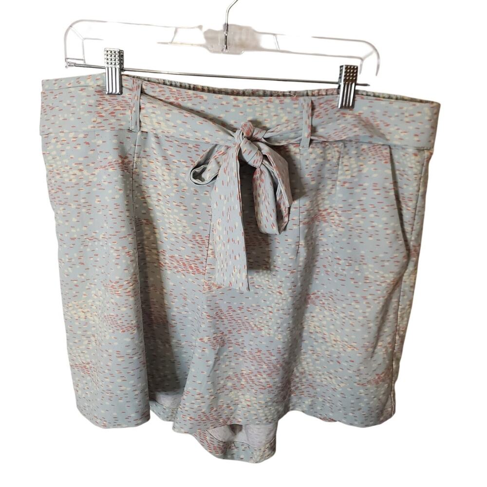 Torrid Lightweight Aqua Speckled Belted Shorts, 2X